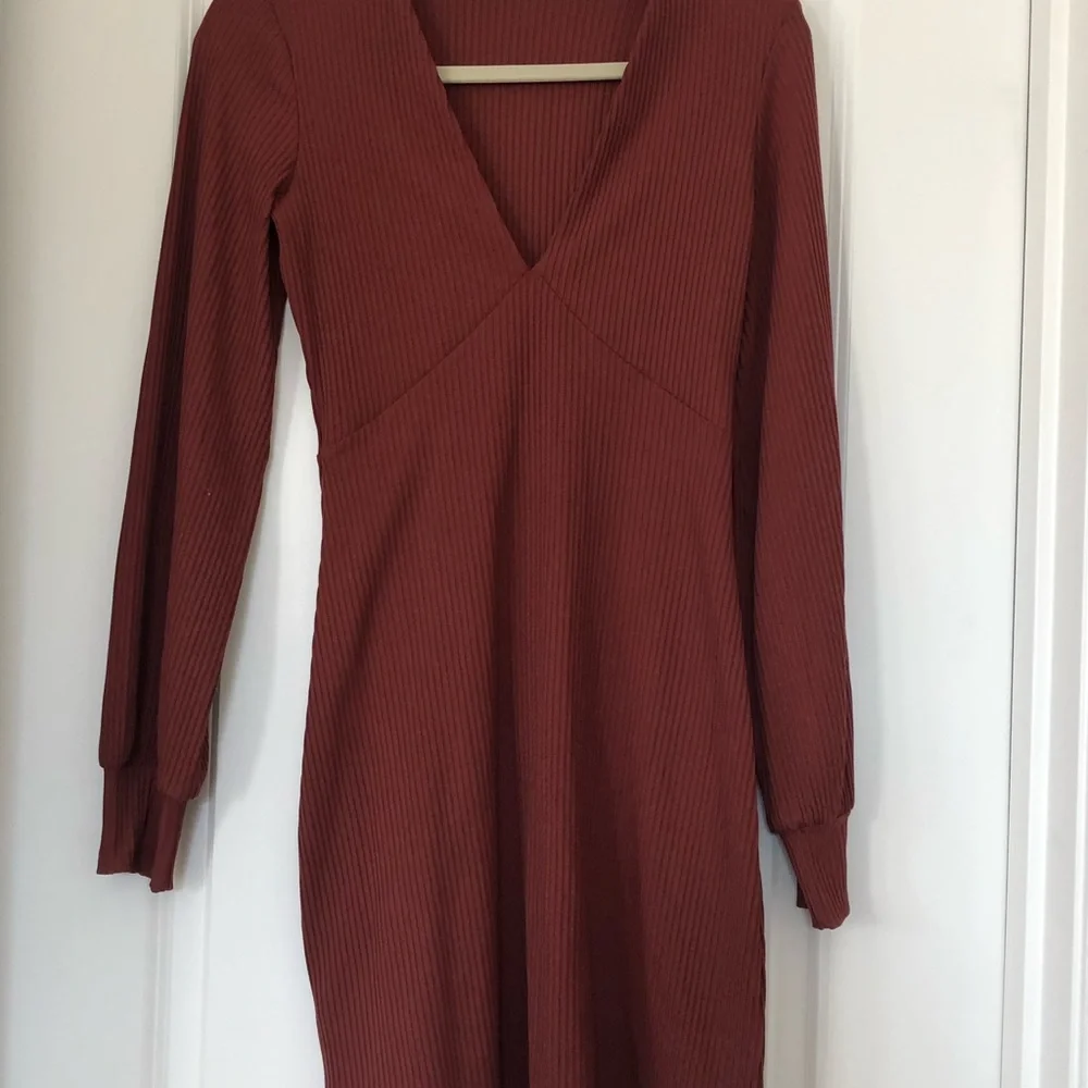 Aritzia Wilfred Jeanne dress cider gold size small - Picture 3 of 3